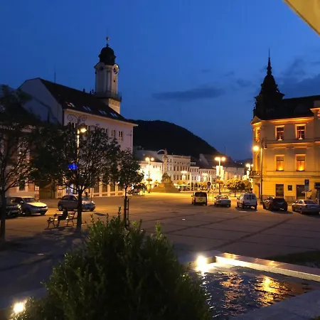 Bl - The Penthouse, 24hr Self Check-in, 2 Bedrooms, Fireplace, Ac, Panoramic View From Main Balcony, 3-minute Walk To Center Banská Bystrica