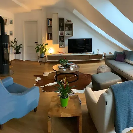 アパート Bl - The Penthouse, 24hr Self Check-in, 2 Bedrooms, Fireplace, Ac, Panoramic View From Main Balcony, 3-minute Walk To Center *